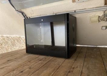Installation dun système de vidéosurveillance avec baie informatique pour securiser l'enregistreur